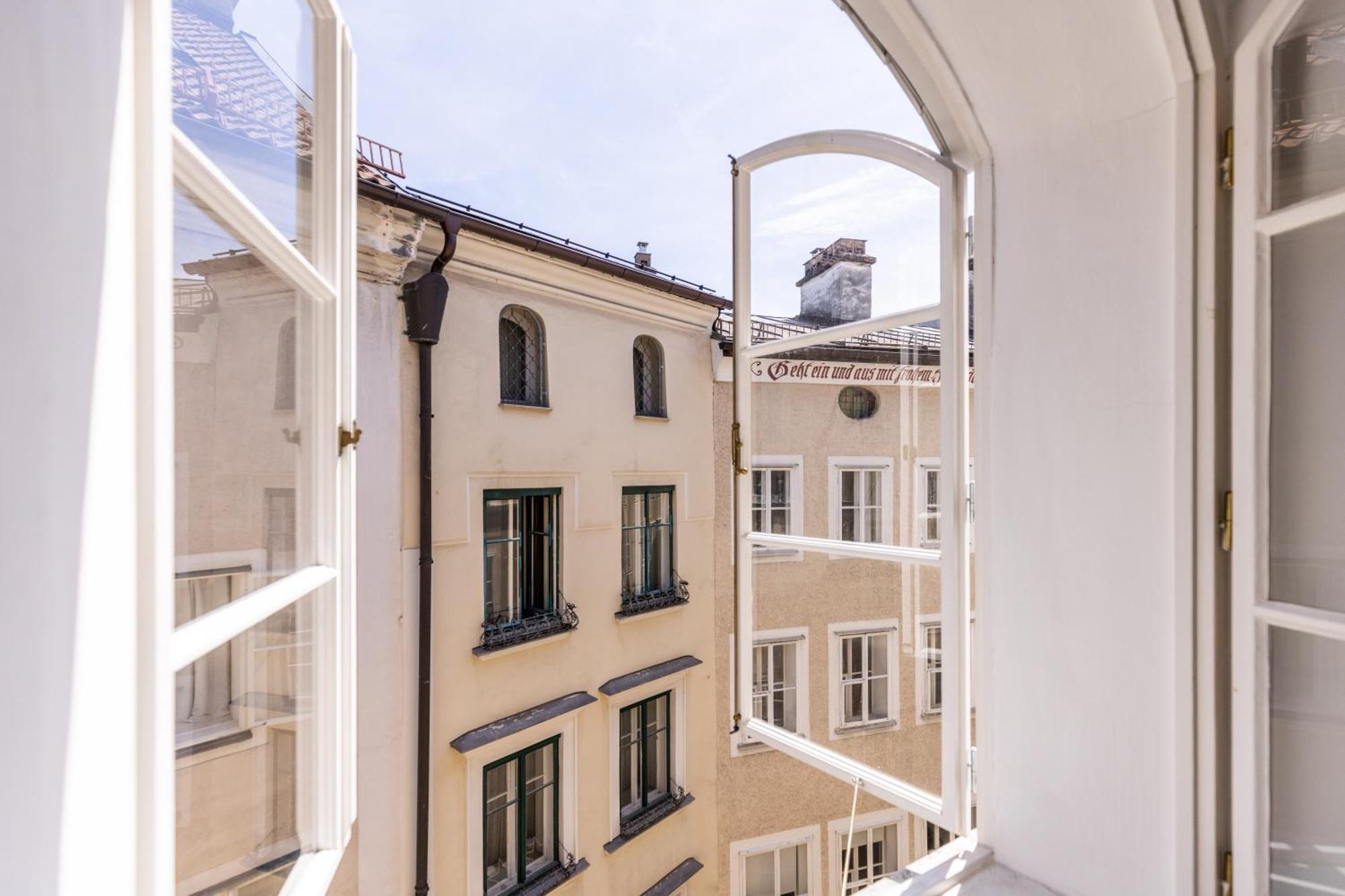 Small Luxury Hotel Goldgasse Salzburg Kültér fotó